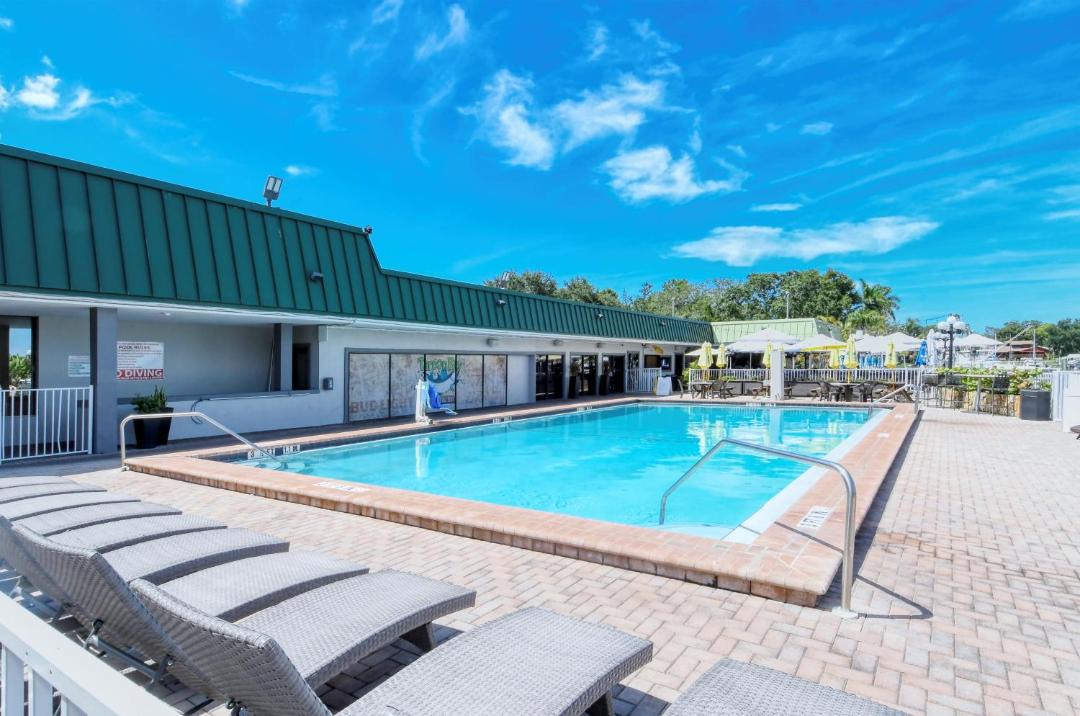Photo of Outdoor in Trailer Estates