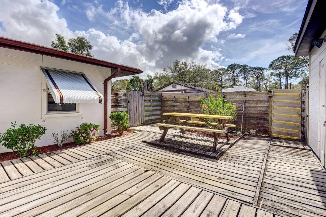 Photo of Patio Balcony in Trailer Estates