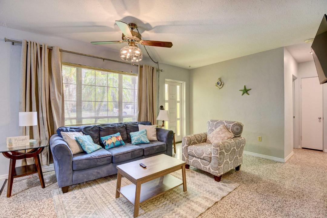 Photo of Livingroom in Trailer Estates