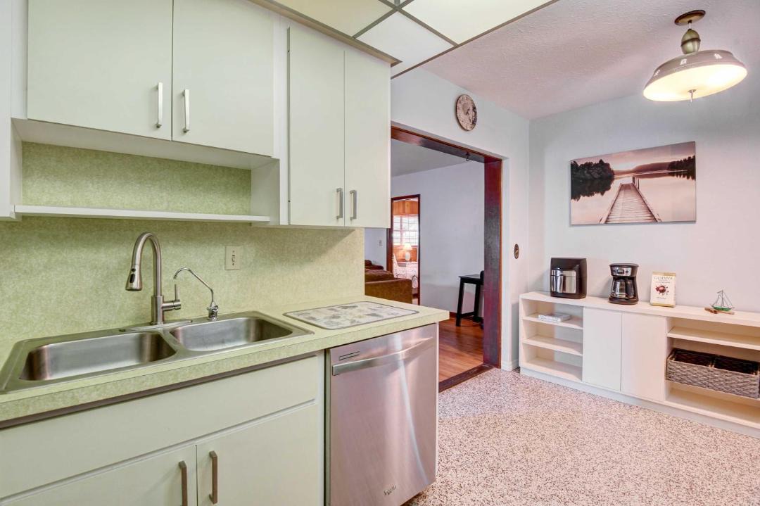 Photo of Kitchen in Trailer Estates