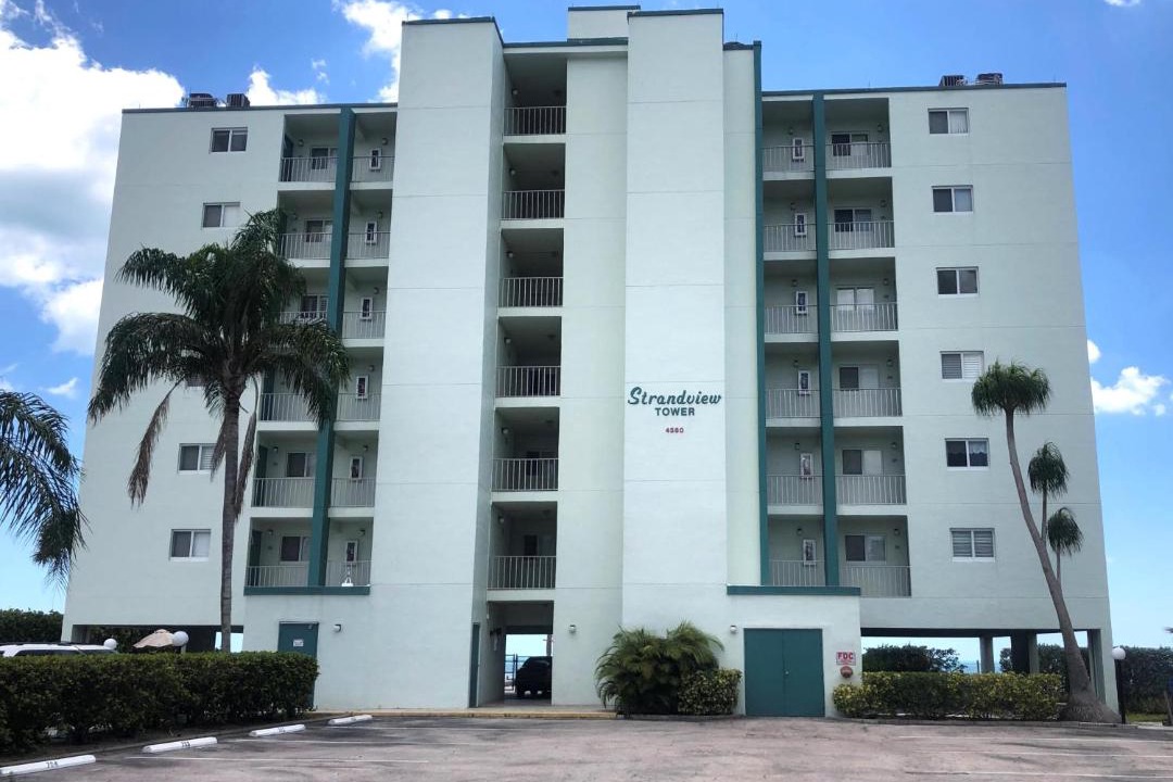 Photo of Buildings in Mid Island