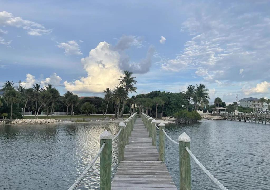 Photo of Outdoor in Ambersand Beach