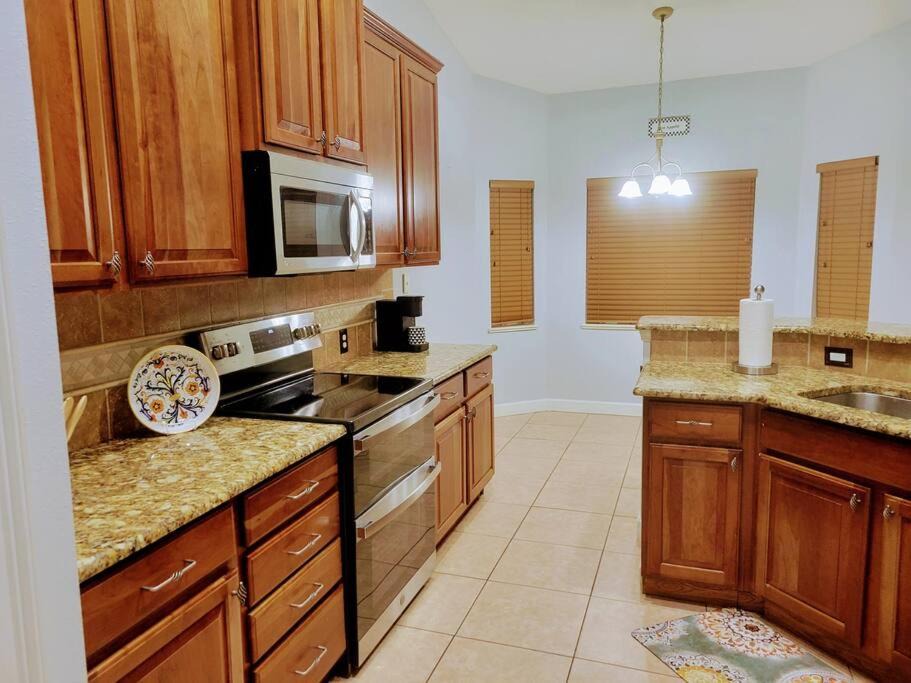 Photo of Kitchen in Port Saint Lucie