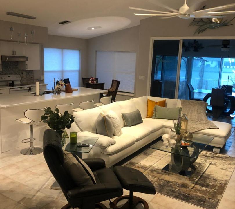 Photo of Livingroom in Lake Suzy