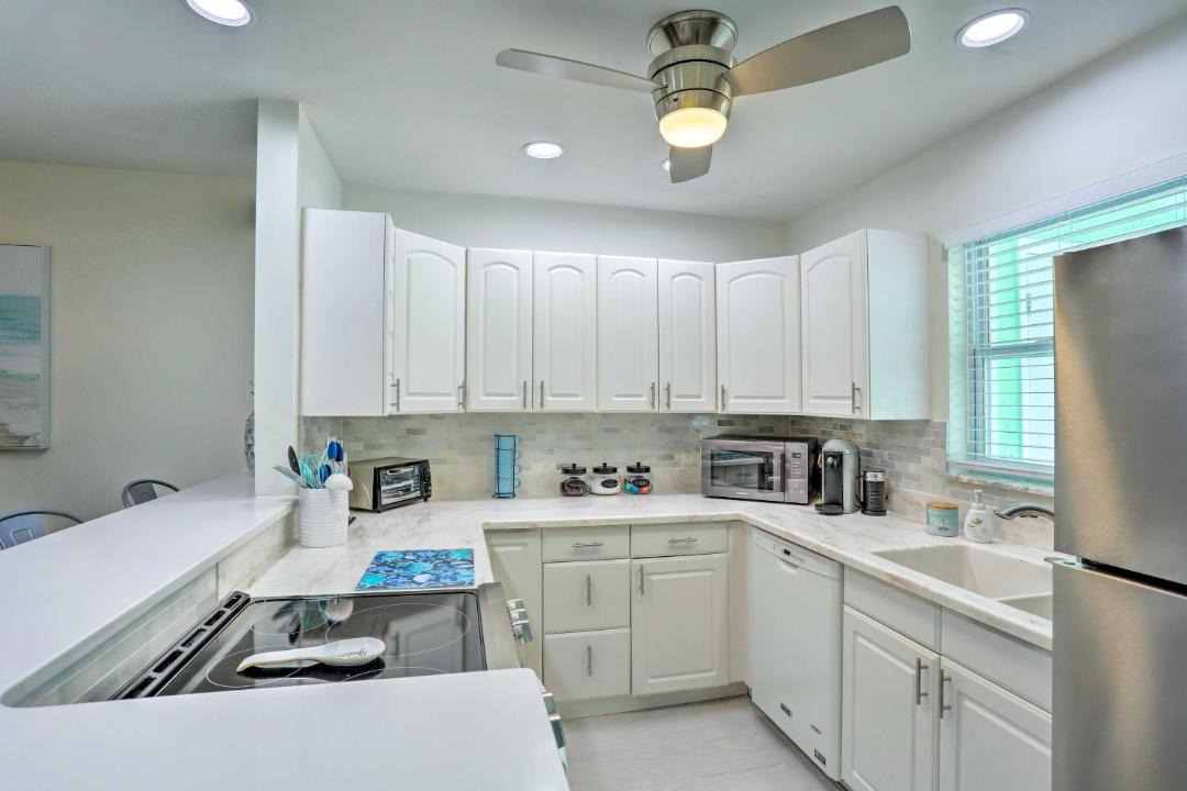 Photo of Kitchen in Hutchinson Island South