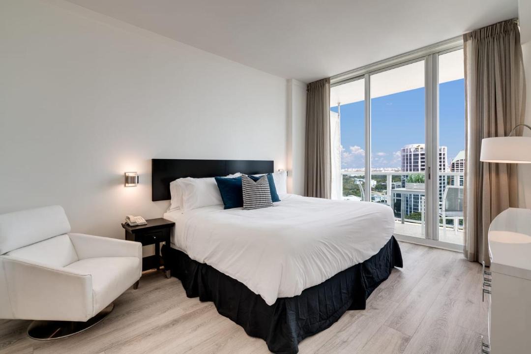 Photo of Bedroom in Coconut Grove