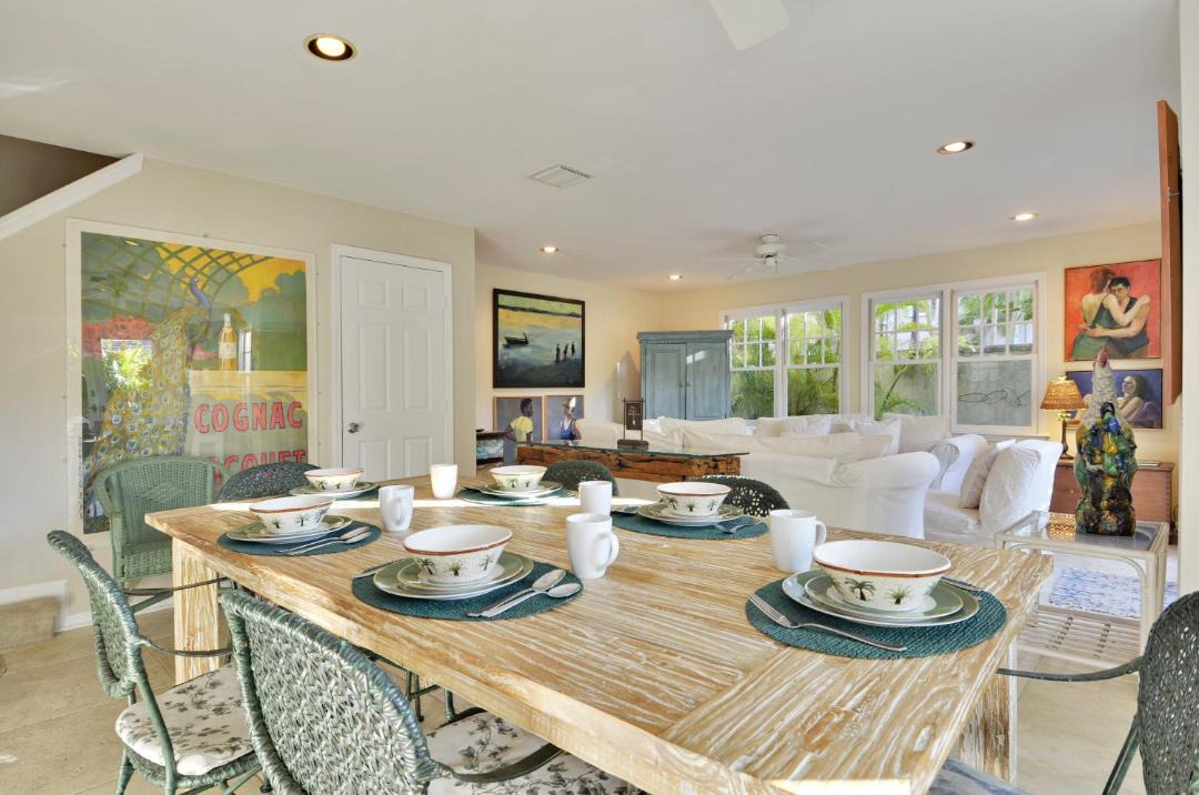 Photo of Livingroom in Bahama Village