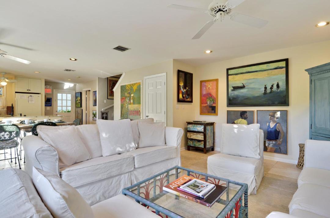 Photo of Livingroom in Bahama Village