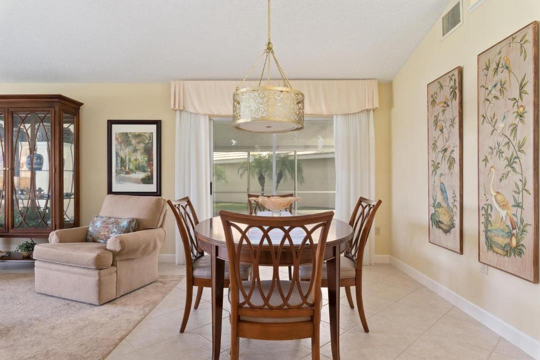 Photo of Livingroom in Plantation