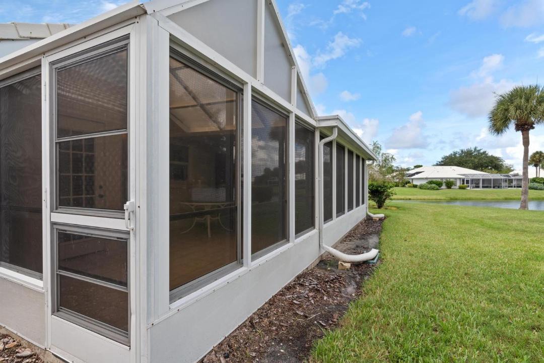 Photo of Buildings in Plantation