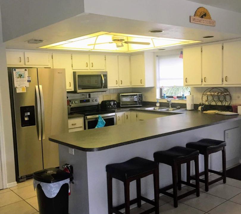 Photo of Kitchen in Mid Island