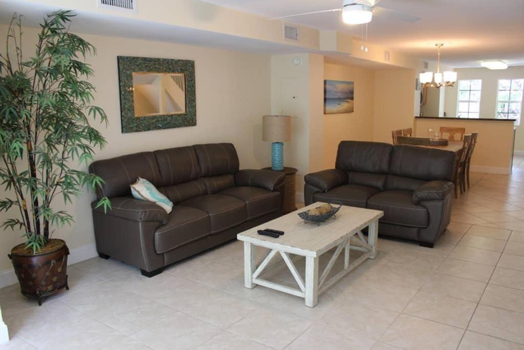 Photo of Livingroom in Rock Harbor