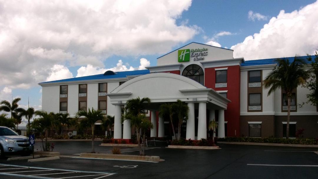 Photo of Buildings in Okeechobee
