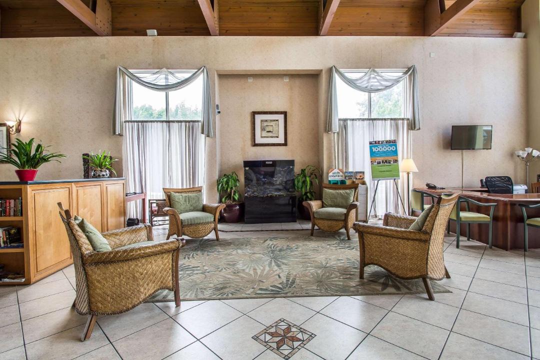 Photo of Livingroom in Marathon