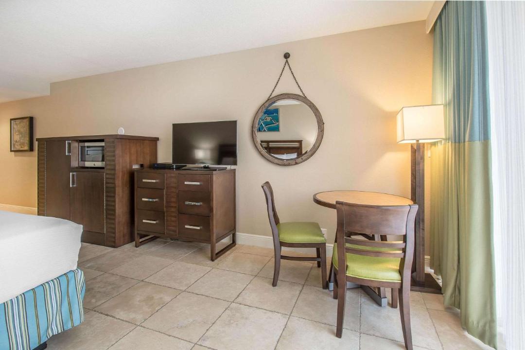 Photo of Livingroom in Marathon