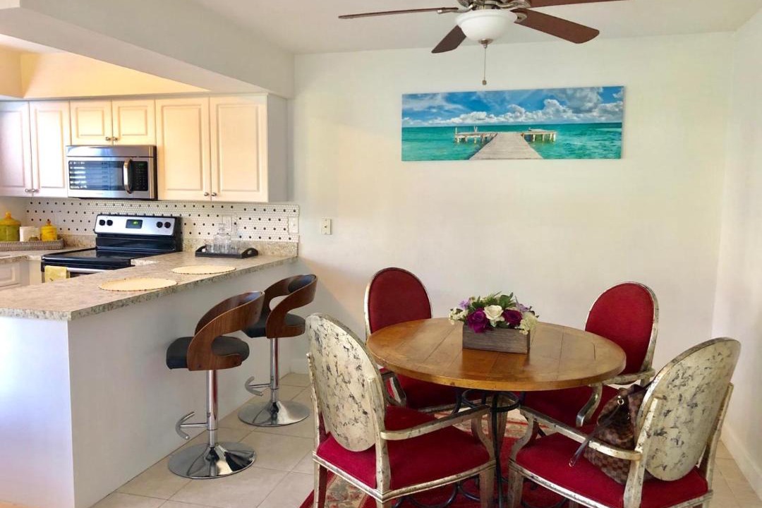 Photo of Livingroom in Palm River Estates