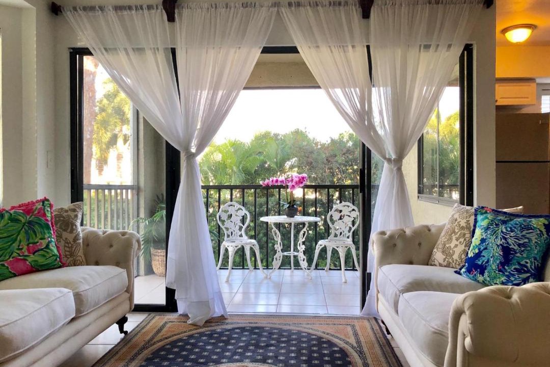 Photo of Livingroom in Palm River Estates
