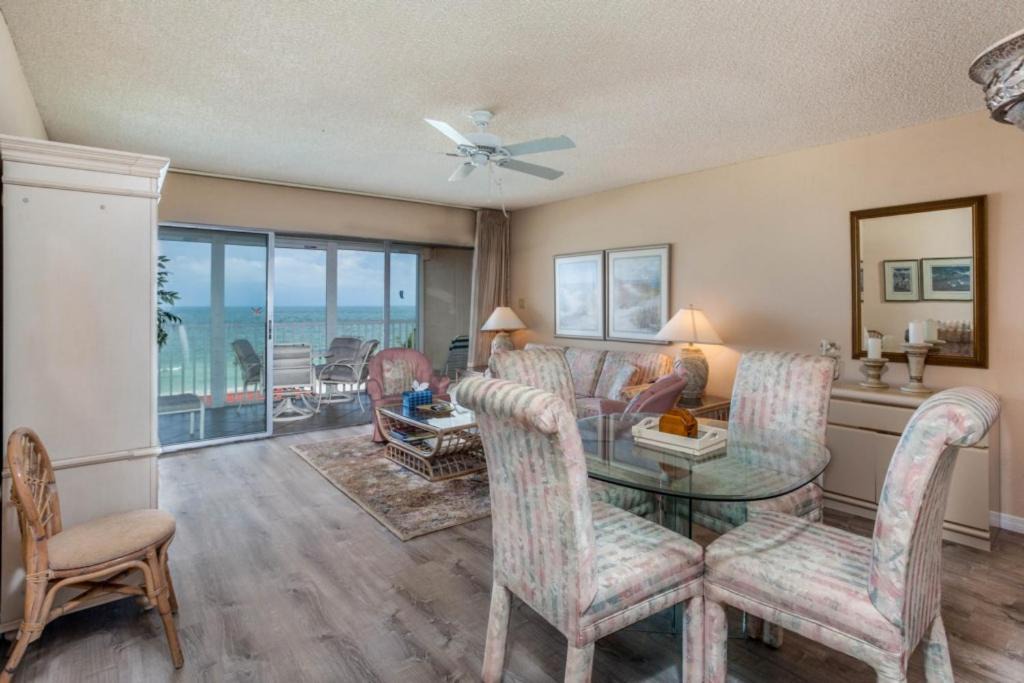 Photo of Livingroom in Bonita Springs