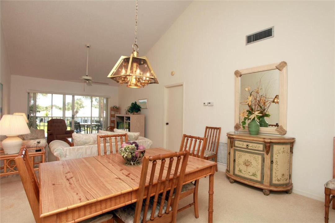 Photo of Livingroom in Plantation