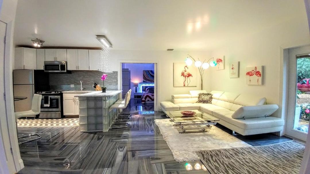 Photo of Livingroom in Oakes Estates