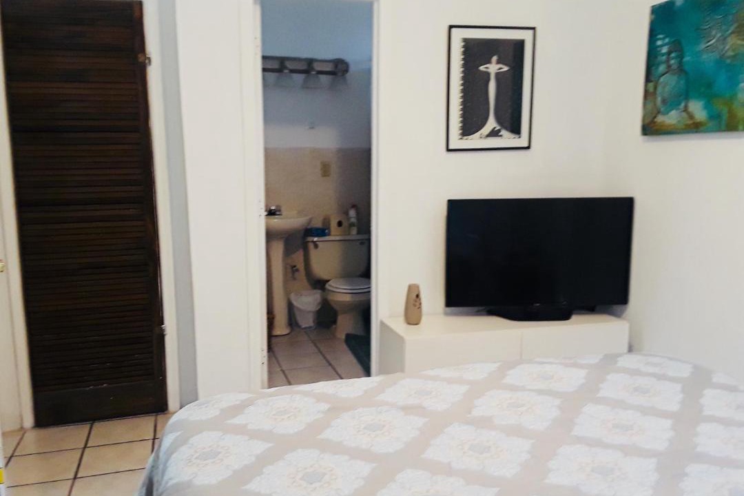 Photo of Bedroom in Allapattah