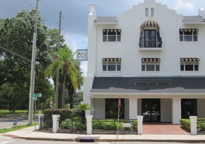 The Eo Inn - Downtown