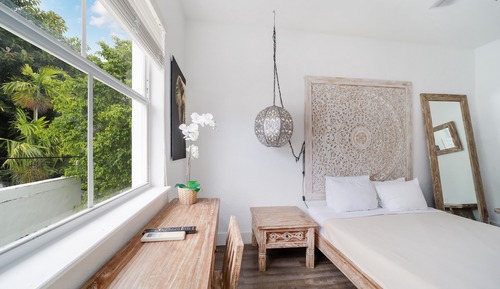 Standard Room, 1 Queen Bed, Kitchenette (Self check-in)