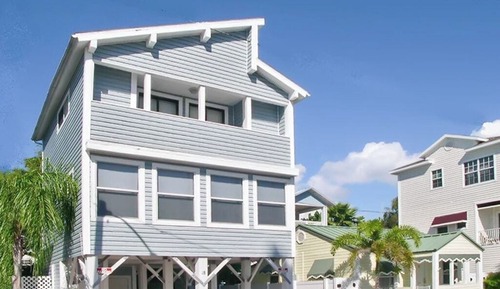 House (2 Bedrooms)