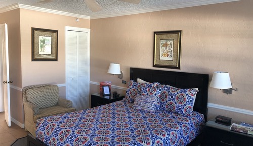 Standard Room, 1 King Bed, Non Smoking