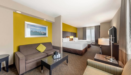 Superior Suite, Multiple Beds, Non Smoking