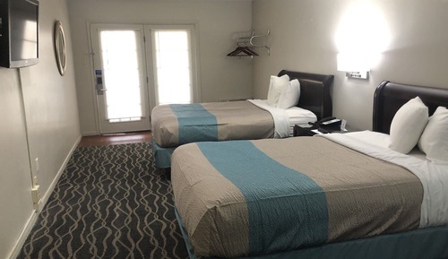 Deluxe Room, 2 Double Beds, Non Smoking, Refrigerator & Microwave