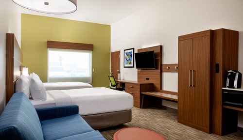 Standard Room, 2 Queen Beds, Accessible (Communications, Roll-In Shower)