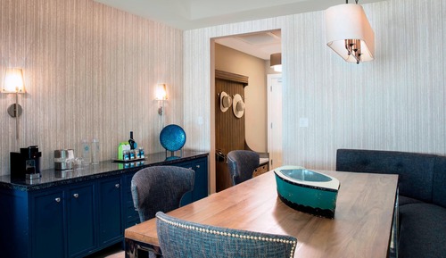 Presidential Suite, 1 Bedroom (Mobility Accessible, Roll-in Shower)