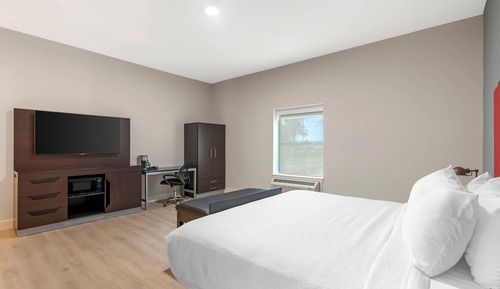 Room, 1 King Bed, Accessible, Non Smoking