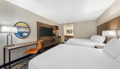 Standard Room, 2 Queen Beds, Non Smoking, Microwave