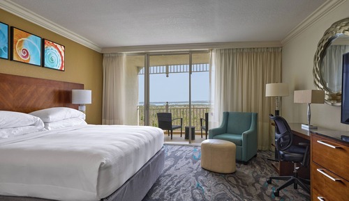 Room, 1 King Bed, Balcony, Tower (View)