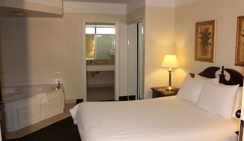 Suite, 1 Queen Bed, Non Smoking