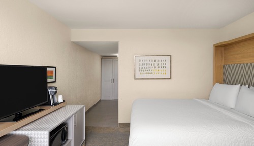 Premium Room, 1 King Bed