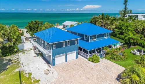 Six-Bedroom House
