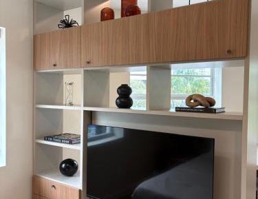 Studio Apartment with King Bed