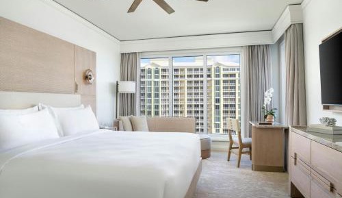 One-Bedroom Residential Suite with Balcony