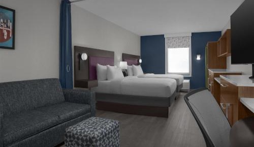 Queen Studio with Two Queen Beds - Non-Smoking