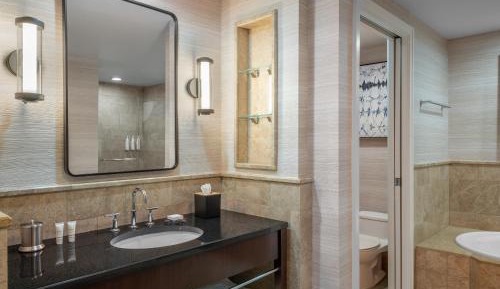 One-Bedroom Condo with Ocean Facing