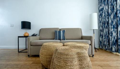 Triplex Villa with Private Rooftop – King Bed