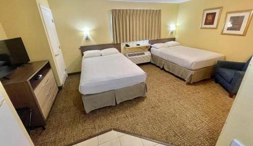 Double Room with Two Double Beds - Non-Smoking