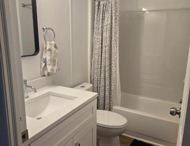 Double Room with Shared Bathroom