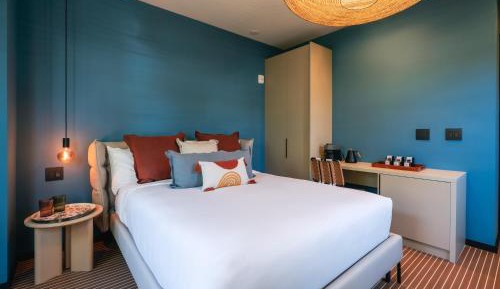 Queen Room