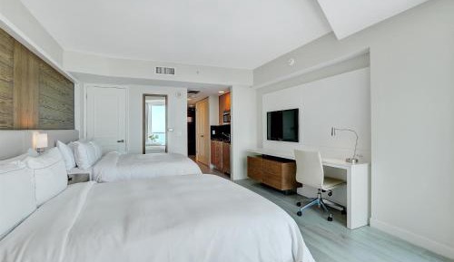 Junior Queen Suite with Two Queen Beds - Ocean View