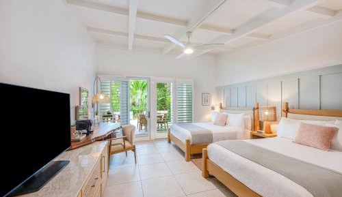 	Brand New Tropical View Bungalow 2 Queens