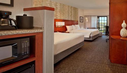 Queen Room with Two Queen Beds and Balcony